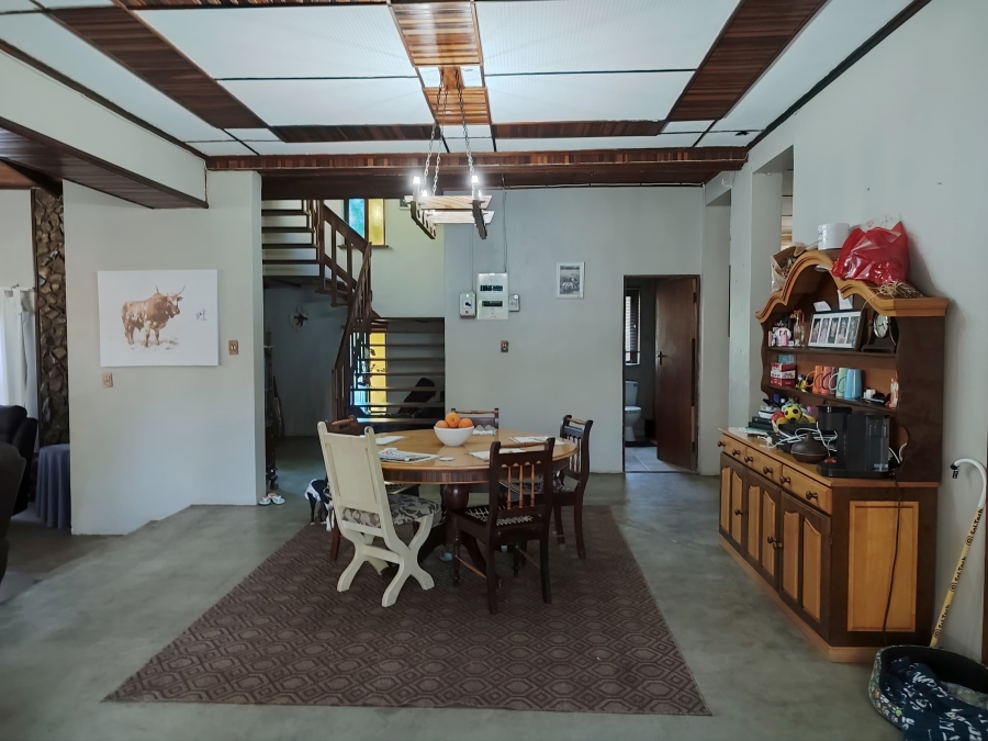 4 Bedroom Property for Sale in Songloed North West